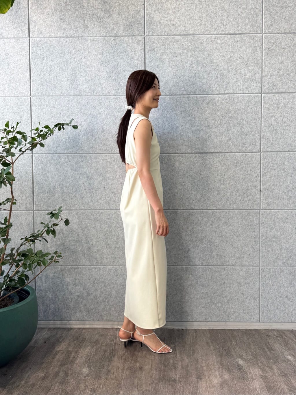 uchi__yamaさんの「CODE A｜slit jersey dress」を使ったコーディネート