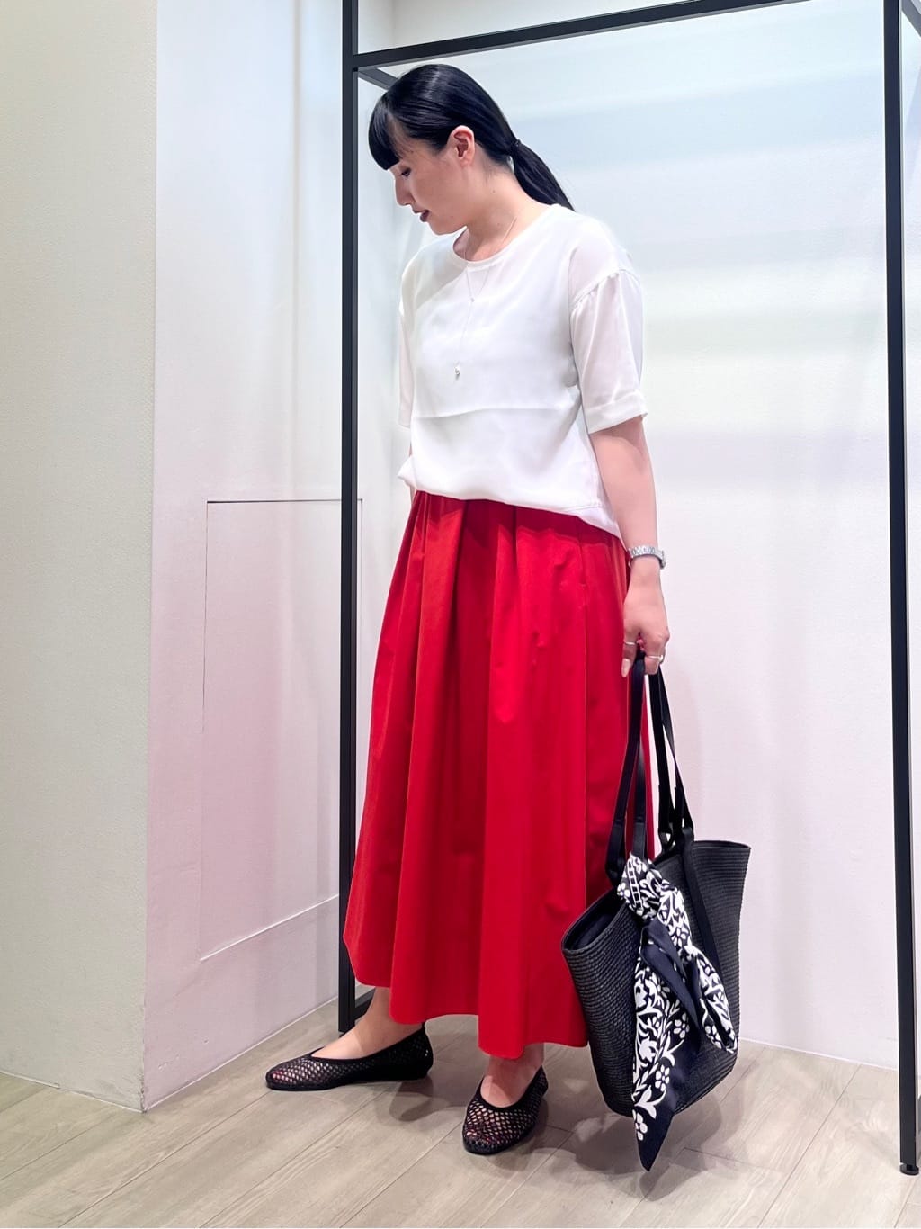hasuさんの「INDIVI｜ダブルラインバングル」を使ったコーディネート