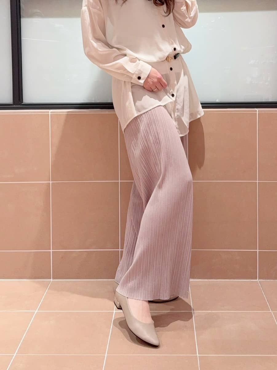 kaoriさんの「ESPERANZA｜《定番》晴雨兼用クッションフラットパンプス」を使ったコーディネート