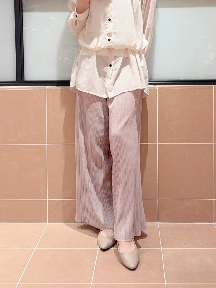 kaoriさんの「ESPERANZA｜《定番》晴雨兼用クッションフラットパンプス」を使ったコーディネート