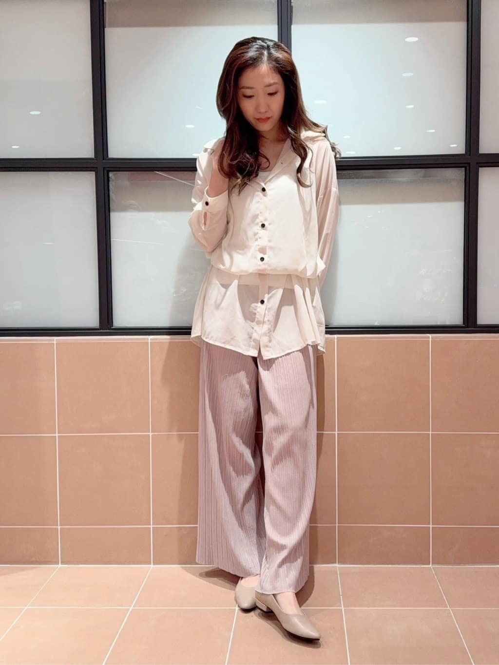 kaoriさんの「ESPERANZA｜《定番》晴雨兼用クッションフラットパンプス」を使ったコーディネート