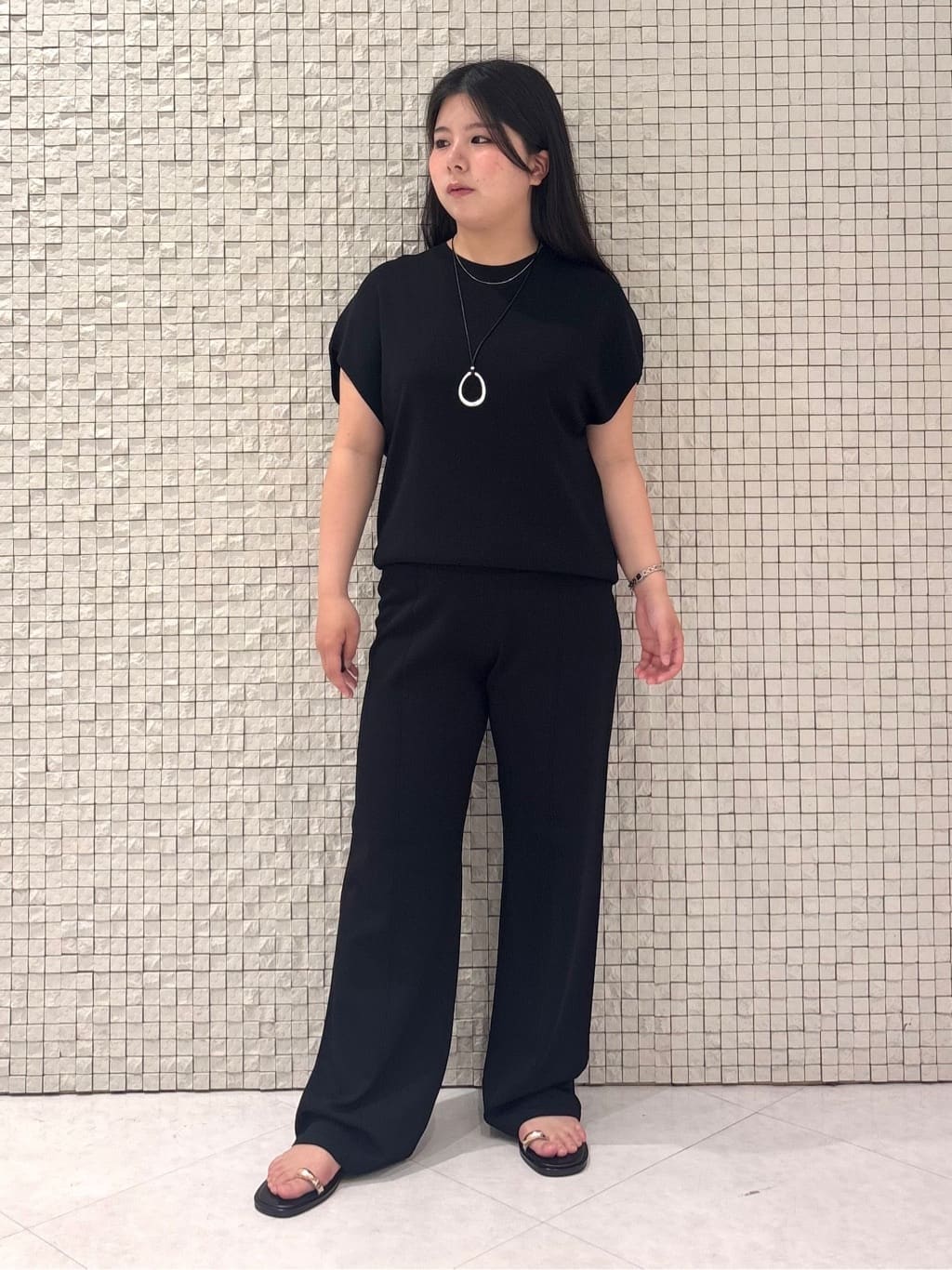 MEGUMIさんの「INDIVI｜」を使ったコーディネート