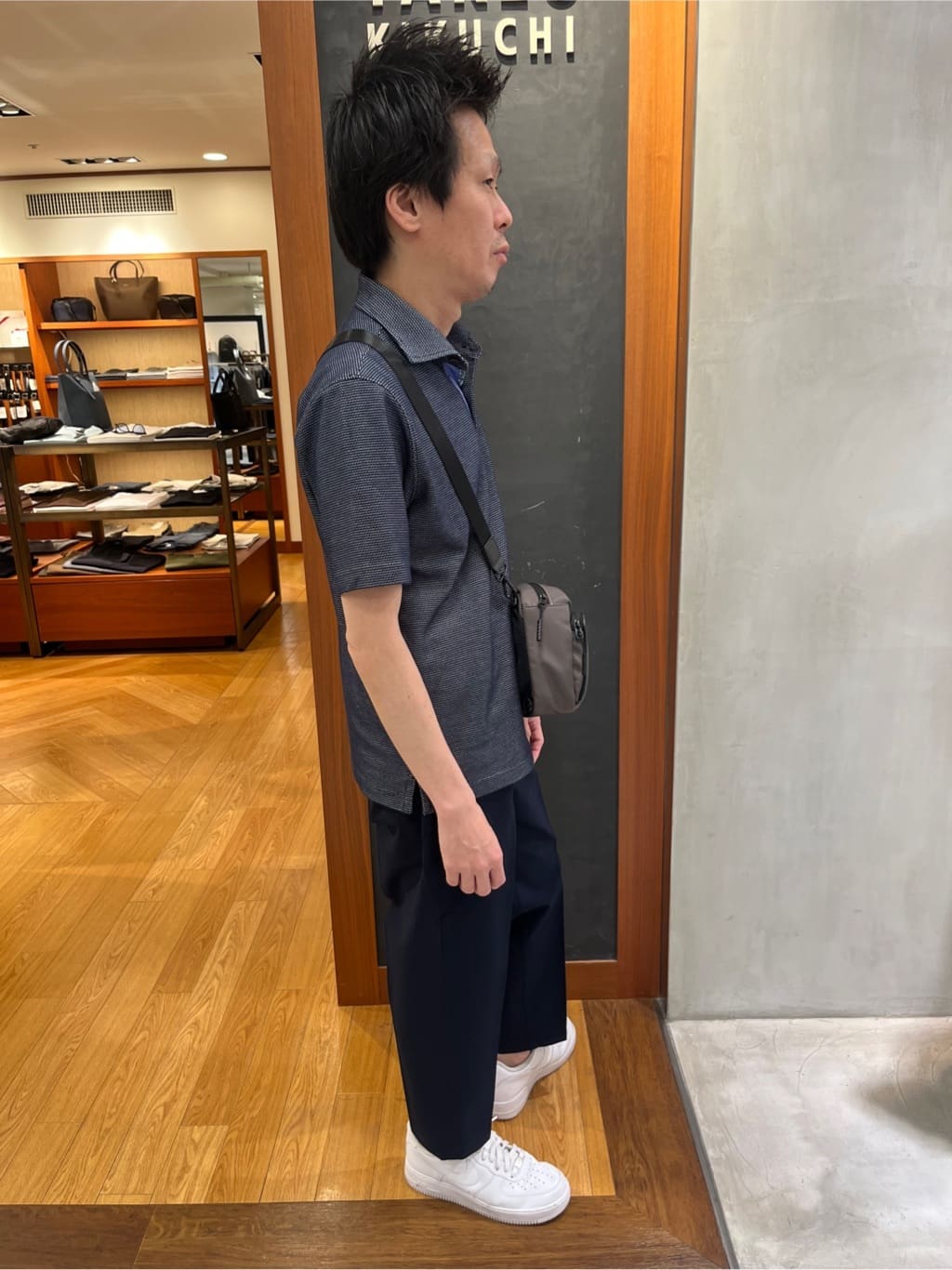 Yokochiさんの「TAKEO KIKUCHI｜【抗菌防臭／9色5サイズ展開】ハニカムメランジ ポロシャツ」を使ったコーディネート