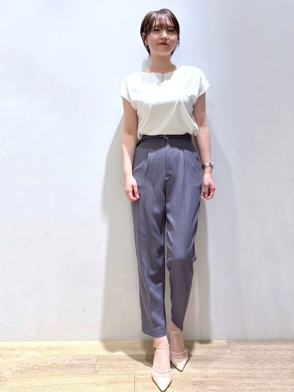 mizukiさんの「index｜ストレッチテーパードパンツ【洗濯機洗い可／吸水速乾／防シワ】」を使ったコーディネート