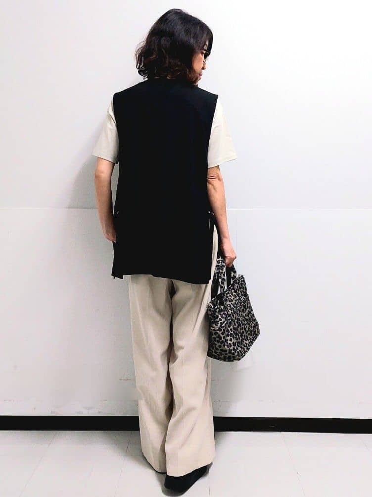 くまみさんの「OPAQUE.CLIP｜スクエアバックルワイドベルト」を使ったコーディネート