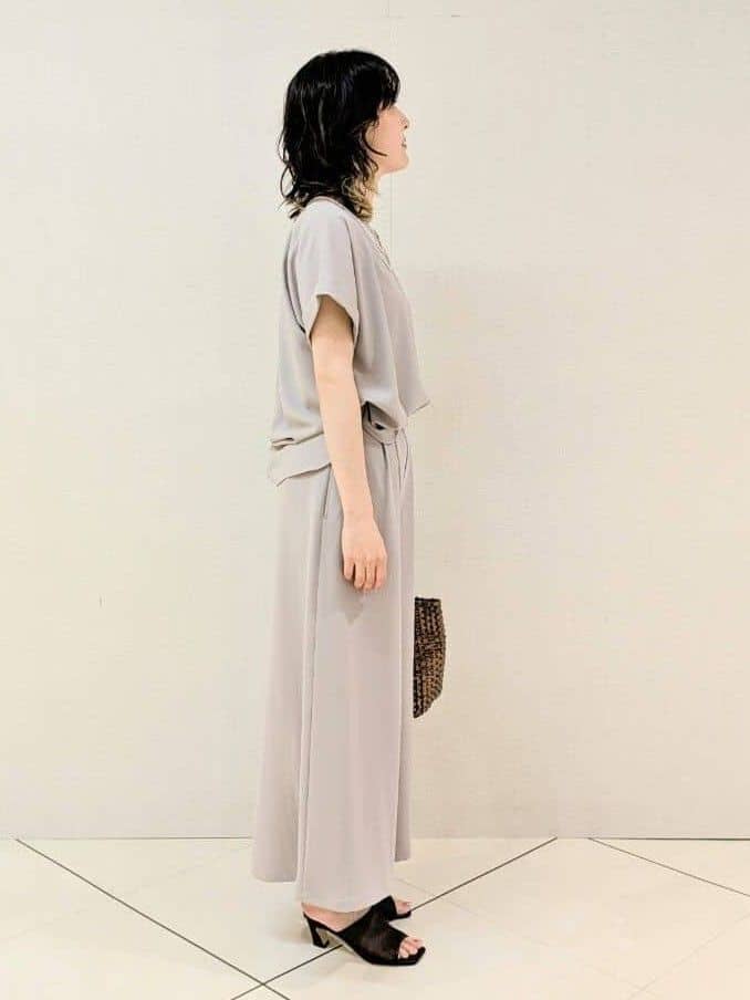 サオリさんの「UNTITLED｜◆【11色展開/コットン100/アンサンブル可能】クルーカーディガン」を使ったコーディネート