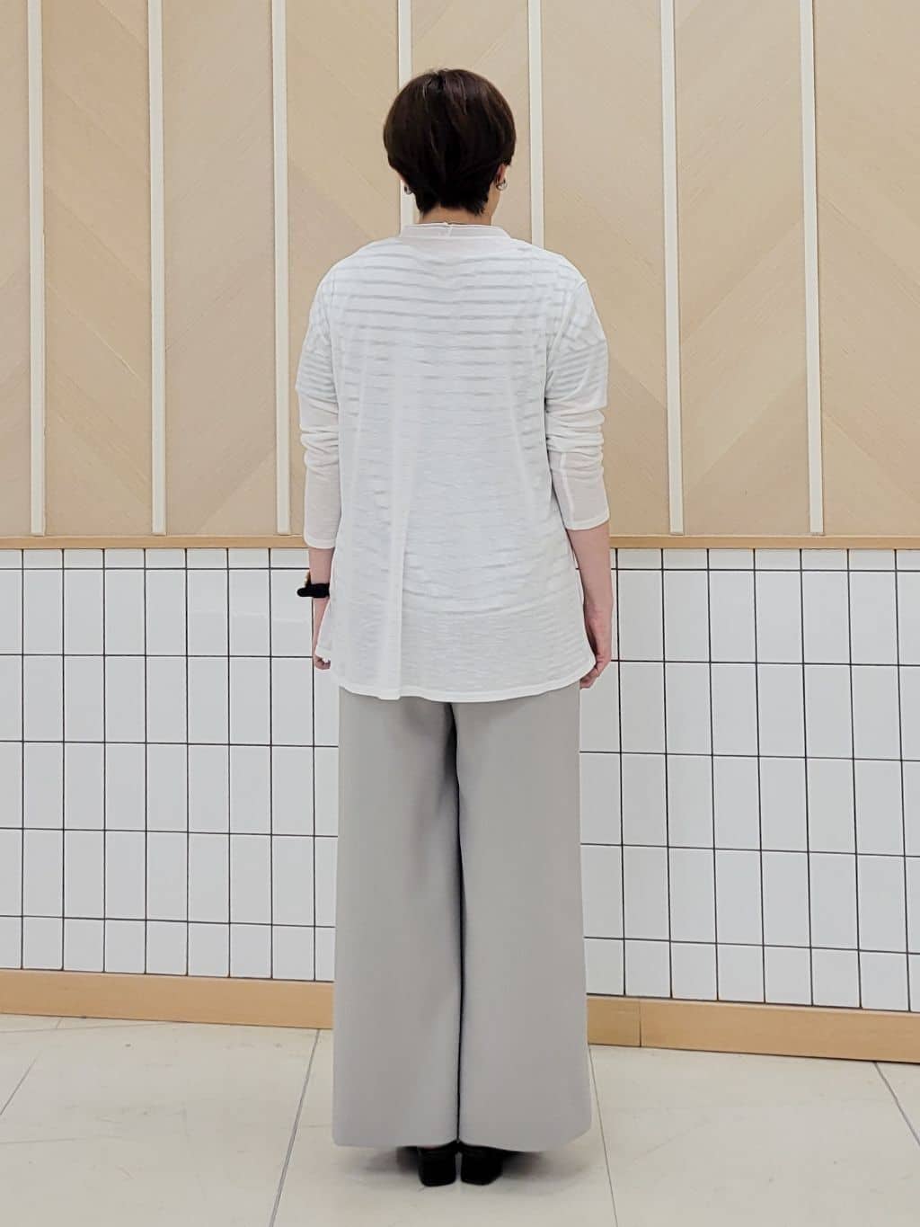 tomoさんの「COUP DE CHANCE｜【洗える】着流しカーディガン」を使ったコーディネート