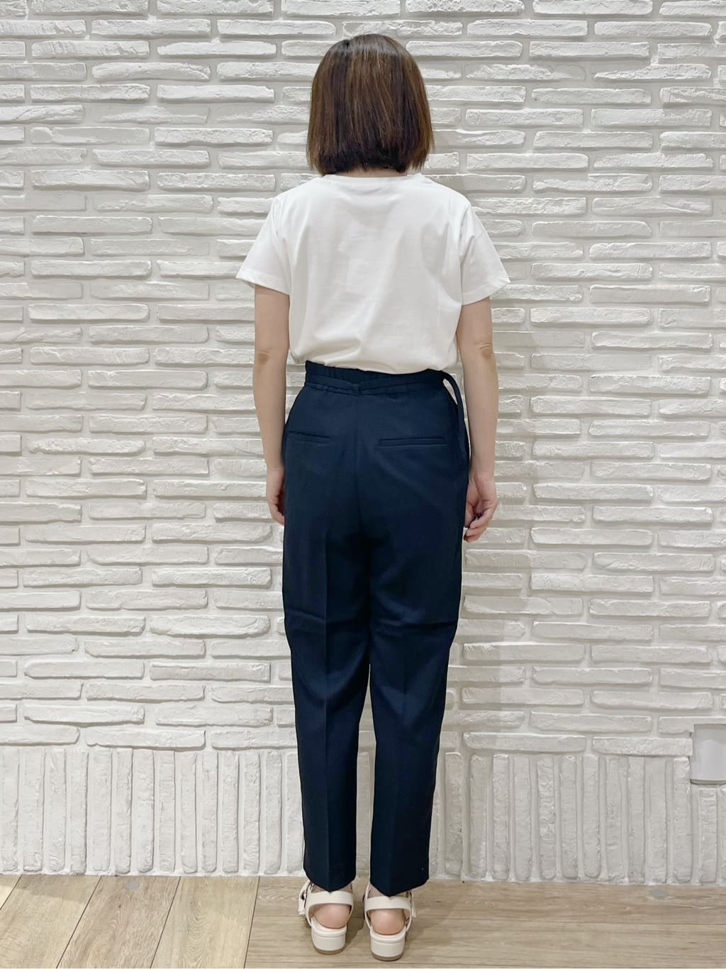 kcさんの「index｜ストレッチテーパードパンツ【洗濯機洗い可／吸水速乾／防シワ】」を使ったコーディネート
