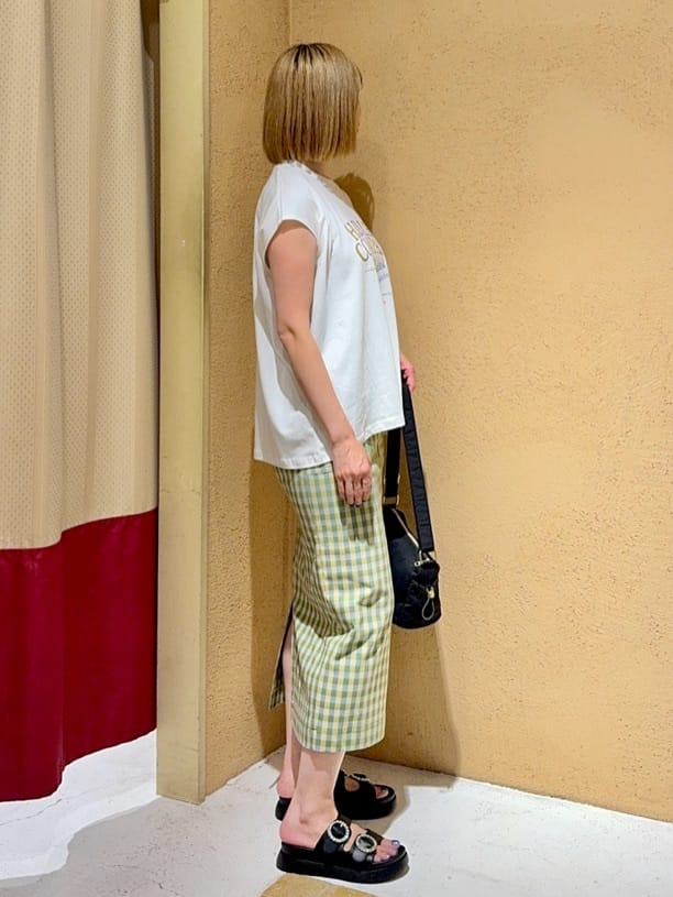 さち。さんの「grove｜【Lee&times;grove別注】PRINT　SLEEVELESS T-SHIRTS」を使ったコーディネート
