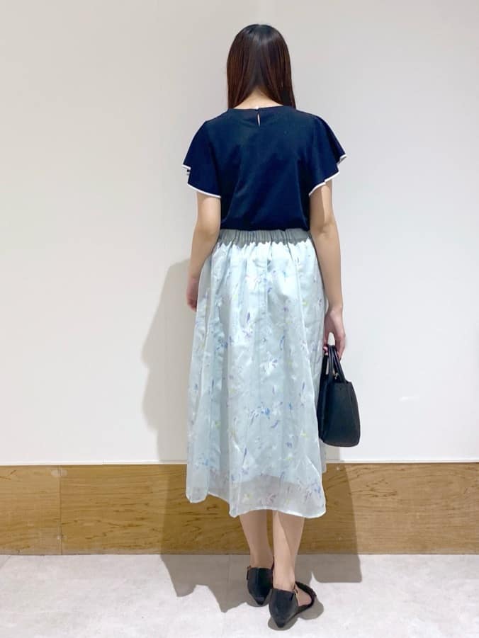 Hatsuneさんの「OPAQUE.CLIP｜◆シアーフラワーフレアスカート【洗濯機洗い可】」を使ったコーディネート