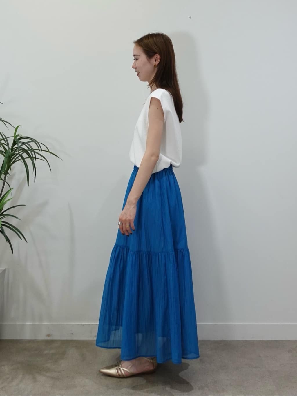 mitsukiさんの「INDIVI｜【2点セット／着回し◎】ノースリーブ＆ティアードスカート カセット服」を使ったコーディネート