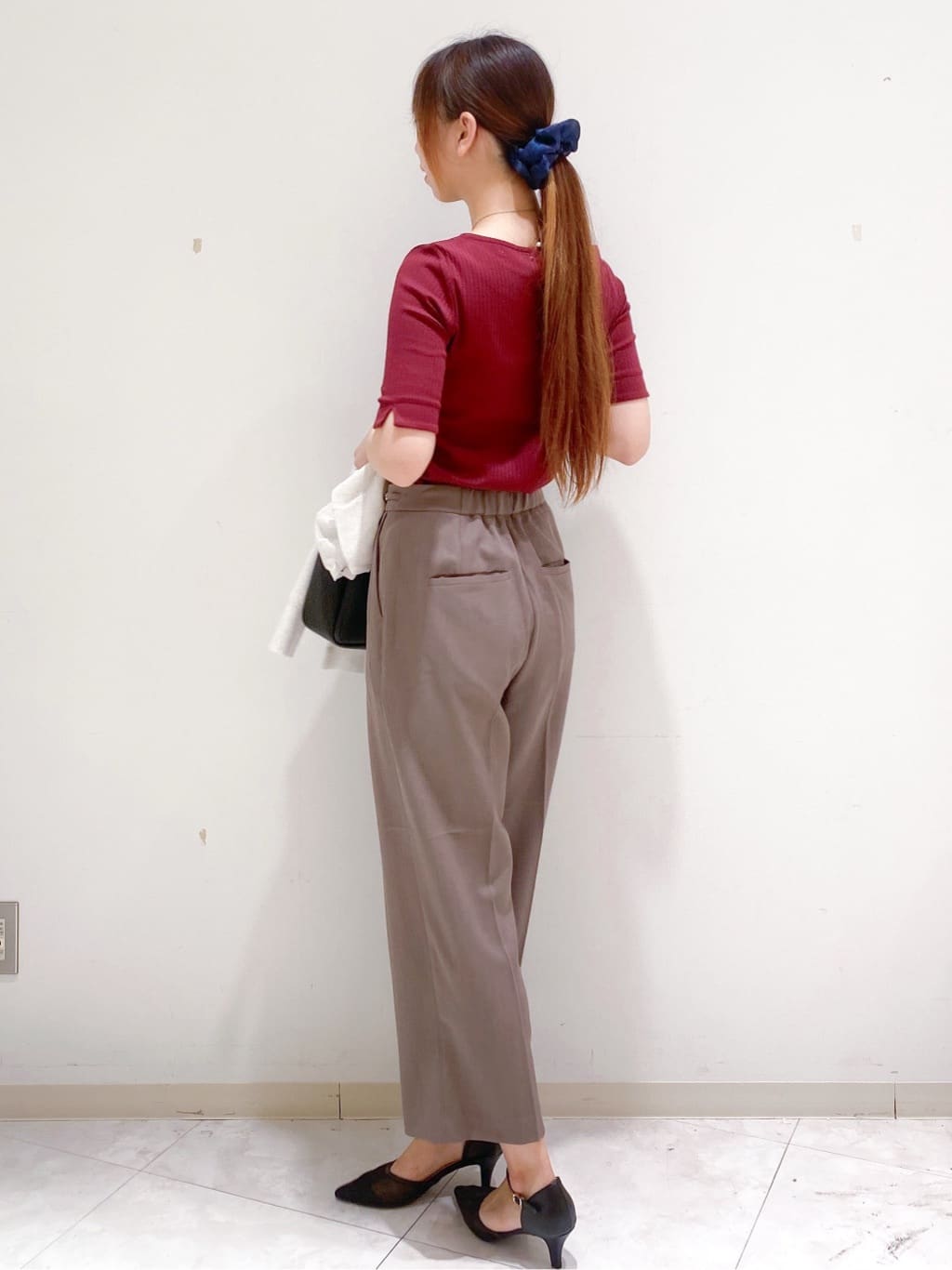 yurinaさんの「index｜《7色展開／XS-LLサイズ》ボートネックリブトップス【UV／洗濯機洗い可】」を使ったコーディネート