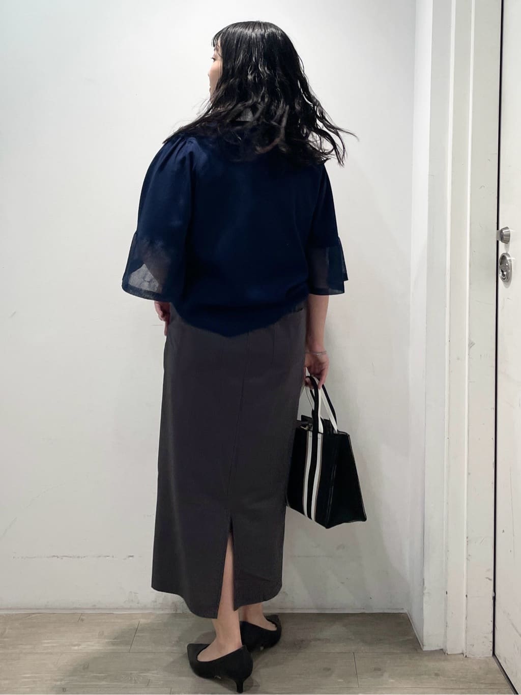 sumicaさんの「OPAQUE.CLIP｜イージーナロースカート／セットアップ対応【UVケア／接触冷感／洗濯機洗い可】」を使ったコーディネート