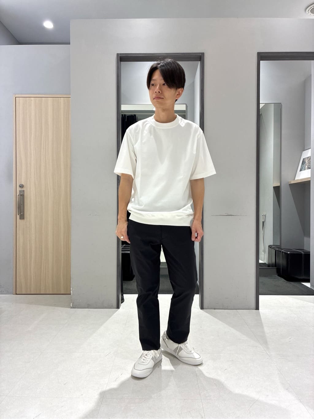わいずみさんの「TAKEO KIKUCHI｜【抗菌防臭／5サイズ展開】ハイゲージポンチ Tシャツ」を使ったコーディネート