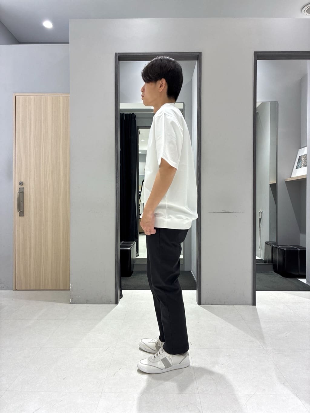 わいずみさんの「TAKEO KIKUCHI｜【抗菌防臭／5サイズ展開】ハイゲージポンチ Tシャツ」を使ったコーディネート