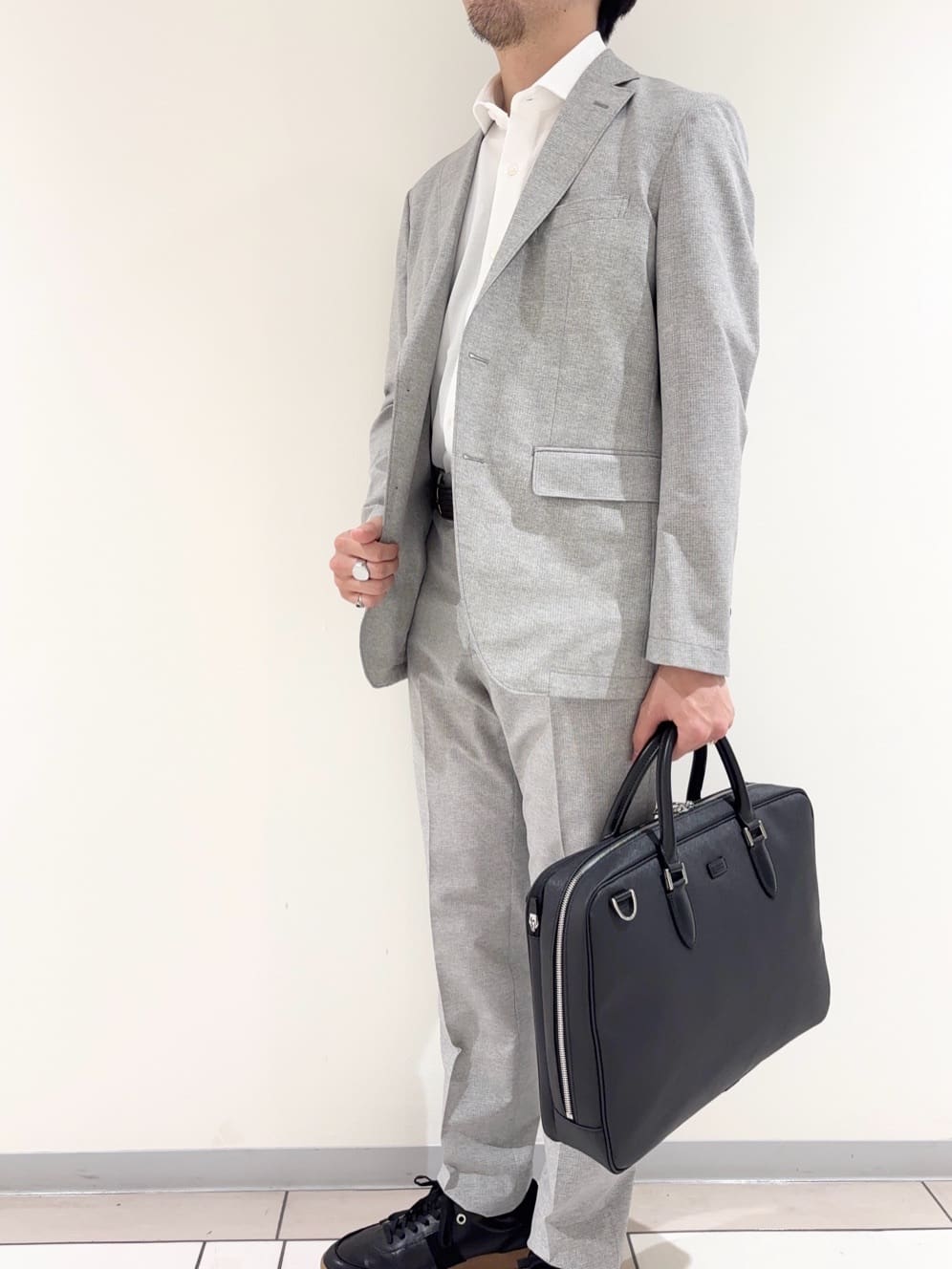 及川さんの「TAKEO KIKUCHI｜【抗菌防臭】COOL DOTS（R）ドビープリント ジャケット」を使ったコーディネート