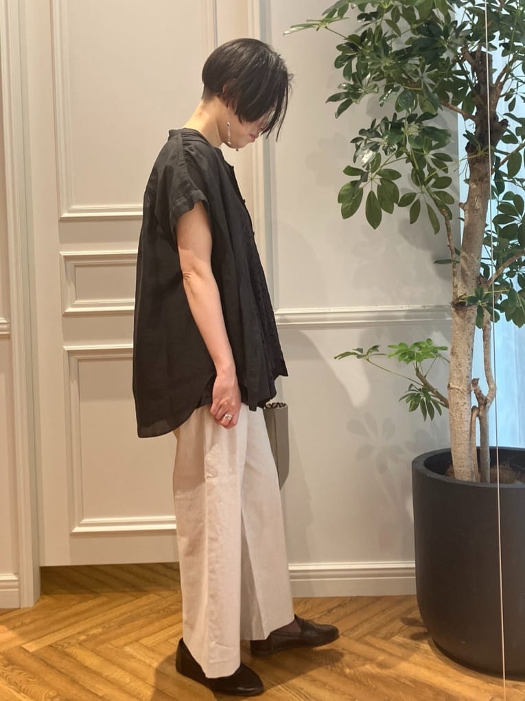 konominさんの「DRESSTERIOR｜【otonaMUSE5月号掲載/日本製】シュリンクレザーミニトート」を使ったコーディネート