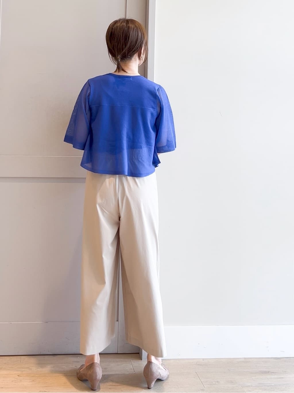 yamakoさんの「grove｜サマーハイパーストレッチワイドパンツ」を使ったコーディネート