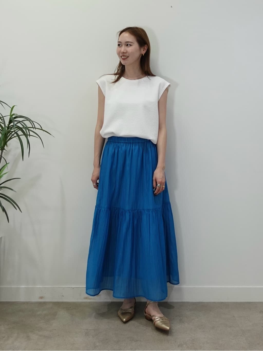 mitsukiさんの「INDIVI｜【2点セット／着回し◎】ノースリーブ＆ティアードスカート カセット服」を使ったコーディネート