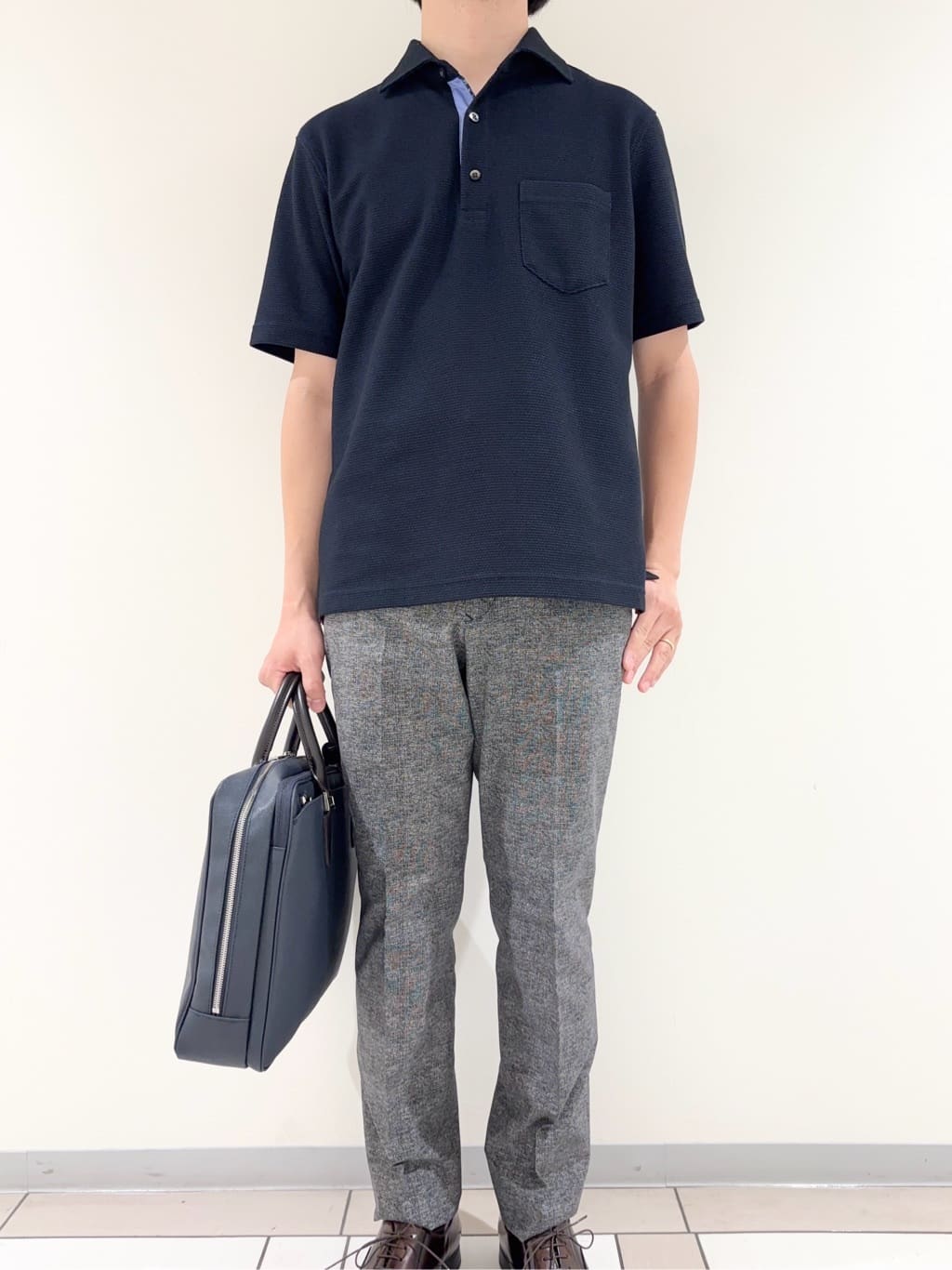 及川さんの「TAKEO KIKUCHI｜【抗菌防臭／9色5サイズ展開】ハニカムメランジ ポロシャツ」を使ったコーディネート