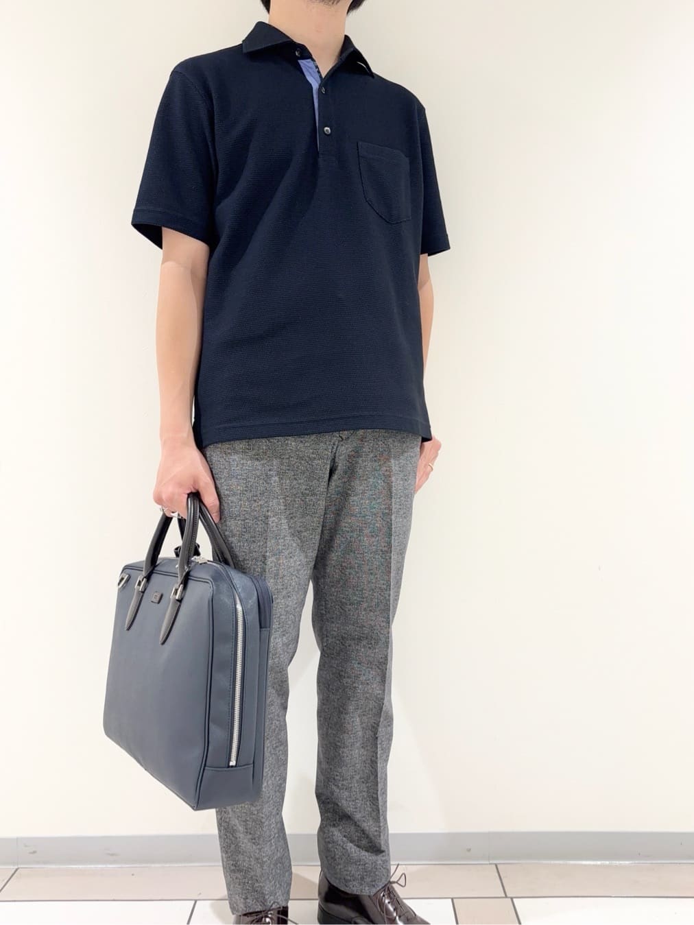 及川さんの「TAKEO KIKUCHI｜【抗菌防臭／9色5サイズ展開】ハニカムメランジ ポロシャツ」を使ったコーディネート