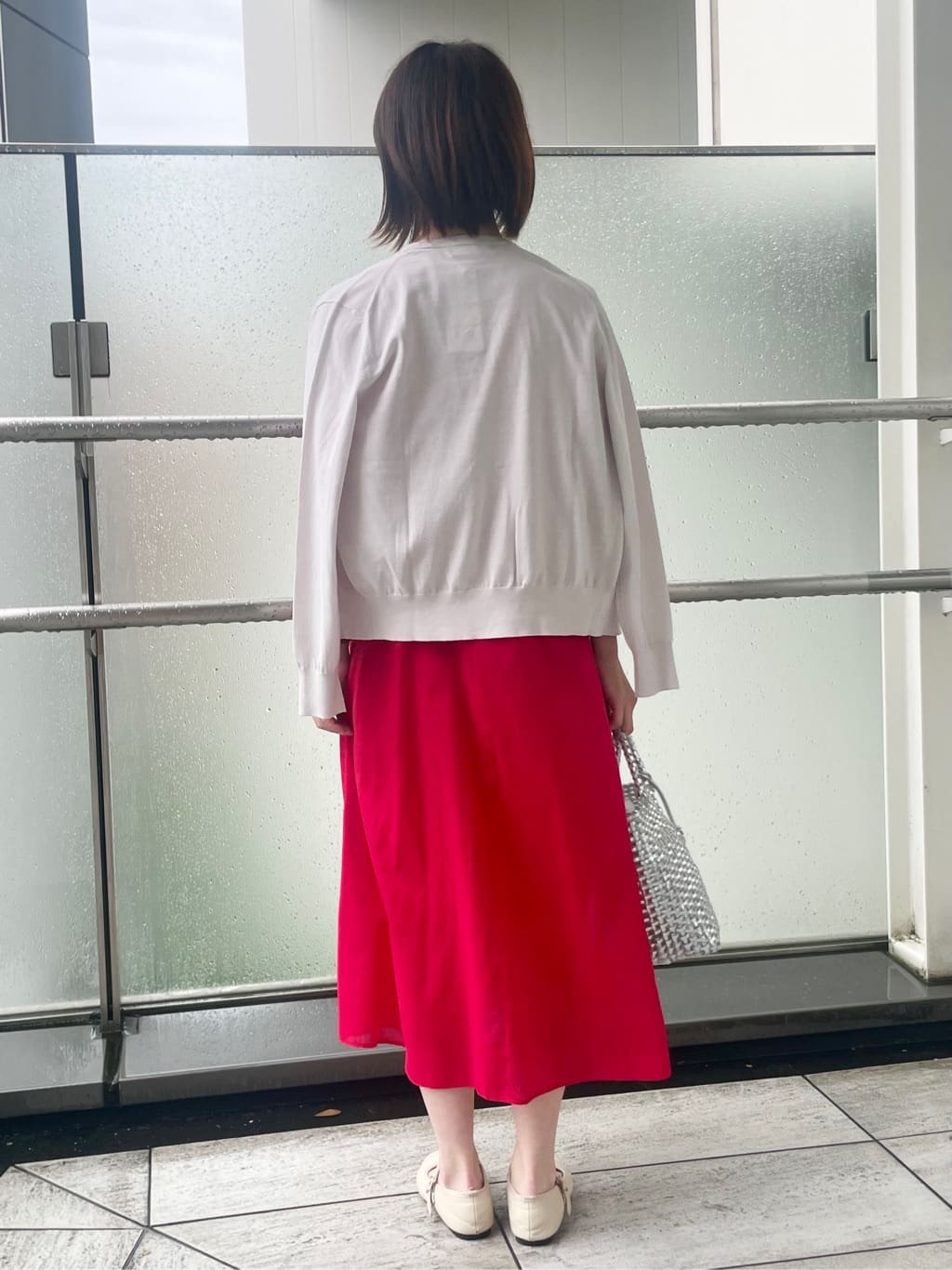RIOさんの「UNTITLED｜メタリックメッシュトート」を使ったコーディネート