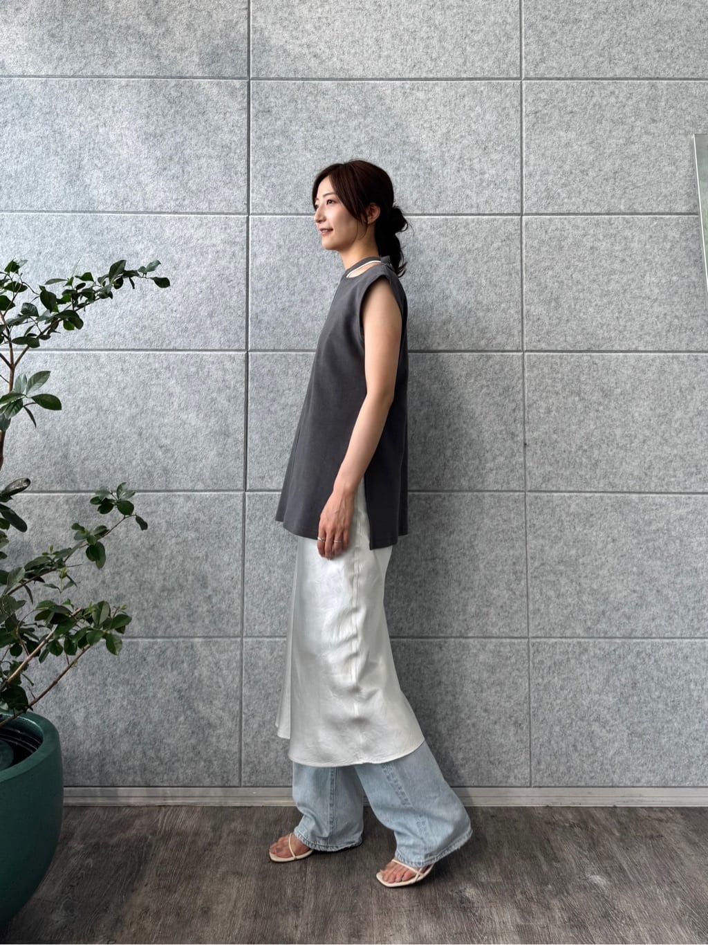 uchi__yamaさんの「CODE A｜【Cup-in】design cut tank」を使ったコーディネート