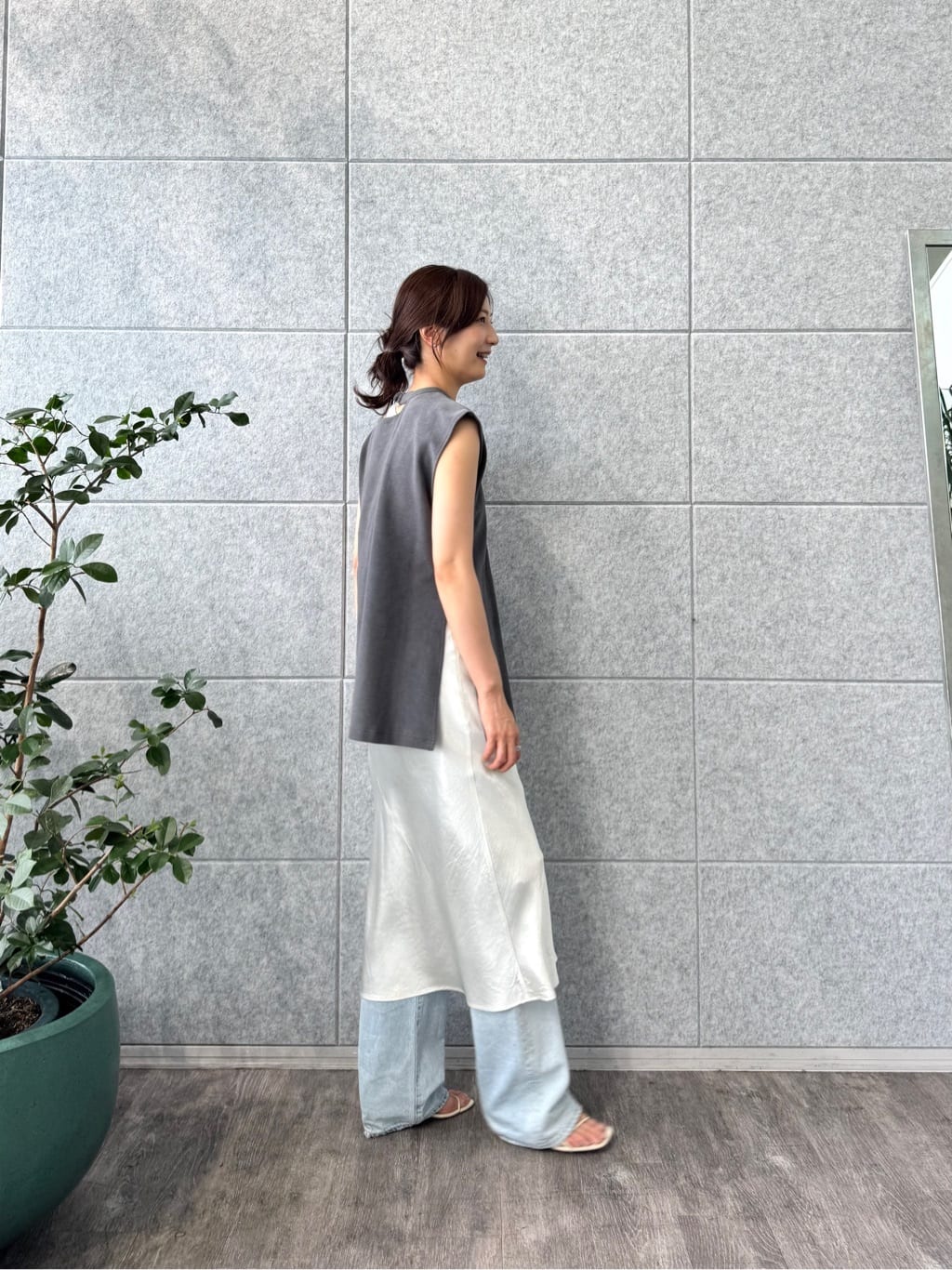 uchi__yamaさんの「CODE A｜【Cup-in】design cut tank」を使ったコーディネート