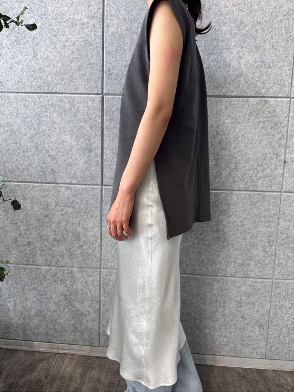 uchi__yamaさんの「CODE A｜【Cup-in】design cut tank」を使ったコーディネート