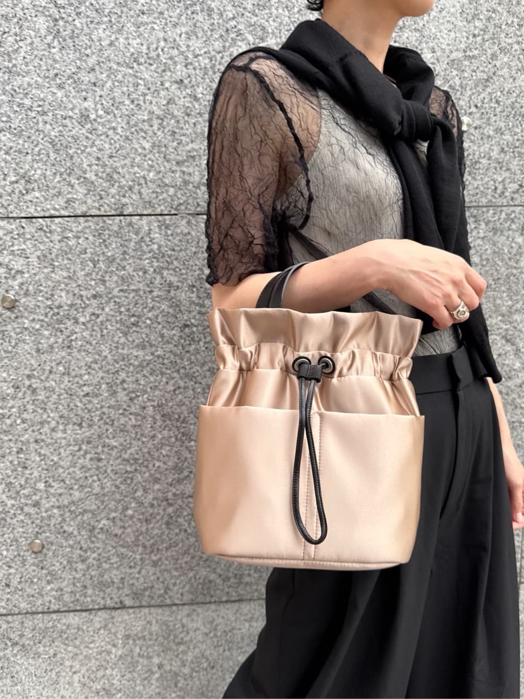 Kさんの「HIROKO HAYASHI｜LUINI SATINE（ルイーニ サティーネ）ショルダーバッグ」を使ったコーディネート