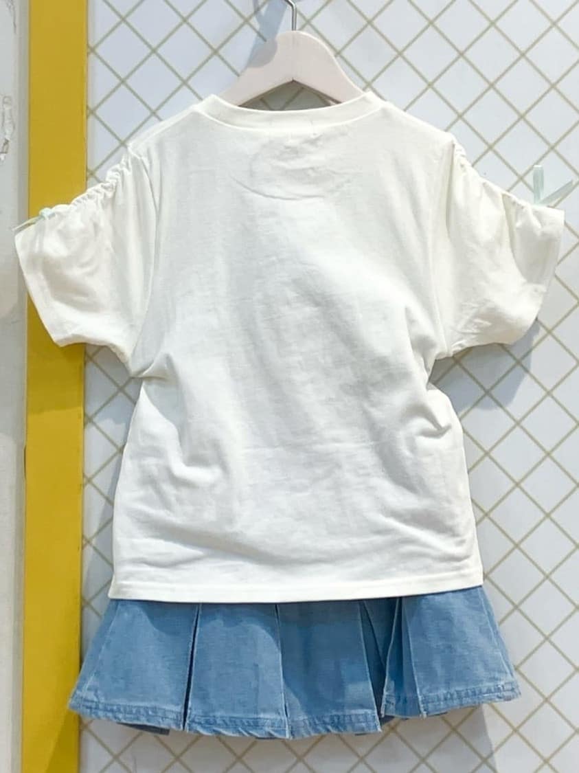 蒼さんの「SHOO･LA･RUE｜◆【100-150cm】スノードームオーガンジーTシャツ」を使ったコーディネート
