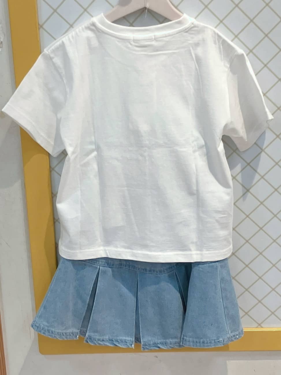 蒼さんの「SHOO･LA･RUE｜◆【100-150cm/親子リンク】アソートプリントTシャツ」を使ったコーディネート