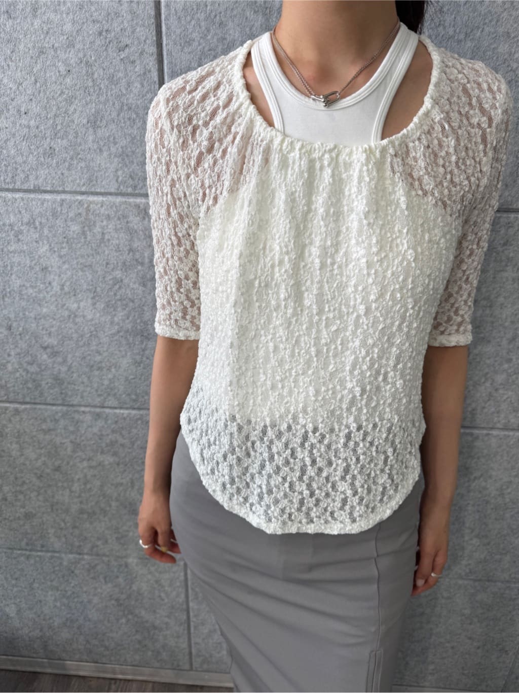 uchi__yamaさんの「CODE A｜lace layered pullover」を使ったコーディネート