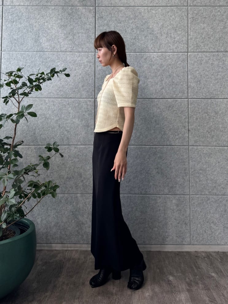 designer yukaさんの「CODE A｜gather puff jersey tops」を使ったコーディネート