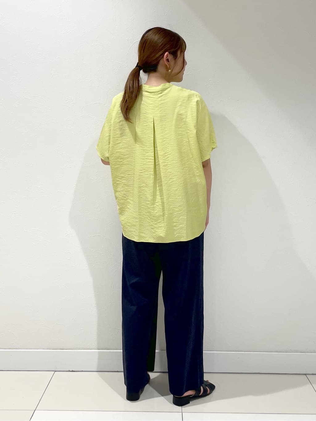 YUUKIさんの「INDIVI｜◆【洗える／UVケア／SETUP可能】スキッパードルマンブラウス」を使ったコーディネート