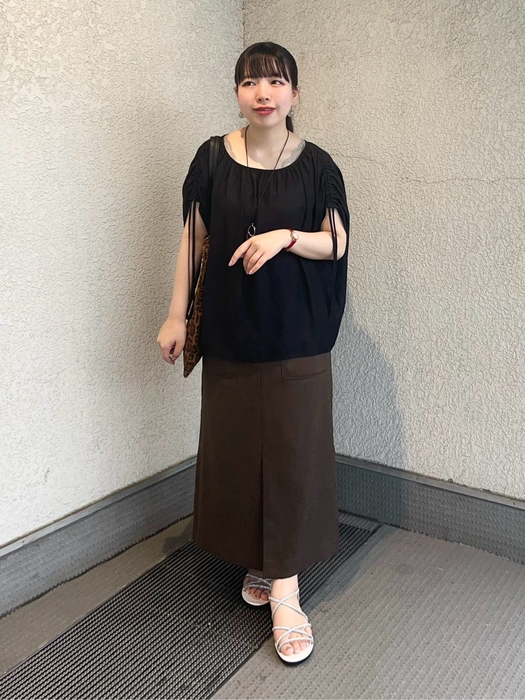 Mitsukiさんの「UNTITLED｜【選べる3柄】フラットトートバッグ」を使ったコーディネート