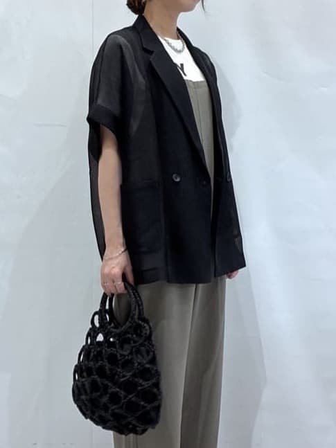 komaさんの「OPAQUE.CLIP｜◆ロゴプリントTシャツ【洗濯機洗い可】」を使ったコーディネート