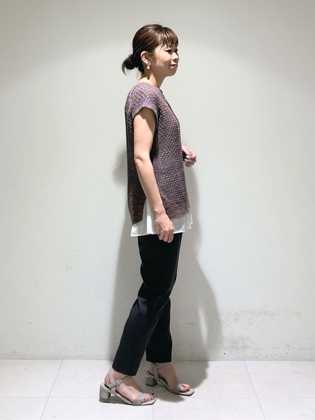 tsuyuさんの「INDIVI｜【洗える／レイヤードにも活躍】ペプラムインナートップス」を使ったコーディネート