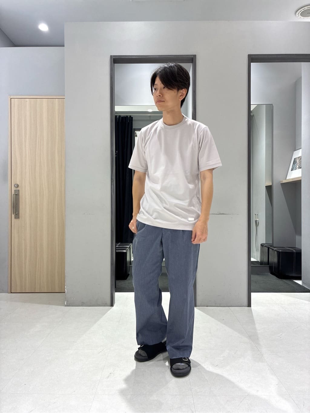 わいずみさんの「TAKEO KIKUCHI｜【抗菌防臭／9色5サイズ展開】ハニカムメランジ ポロシャツ」を使ったコーディネート