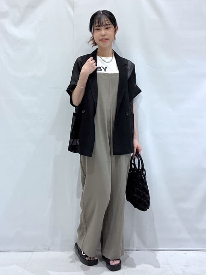 komaさんの「OPAQUE.CLIP｜◆ロゴプリントTシャツ【洗濯機洗い可】」を使ったコーディネート