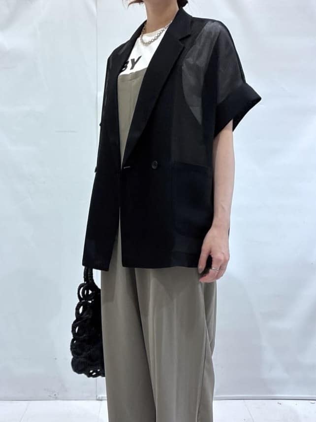 komaさんの「OPAQUE.CLIP｜◆ロゴプリントTシャツ【洗濯機洗い可】」を使ったコーディネート