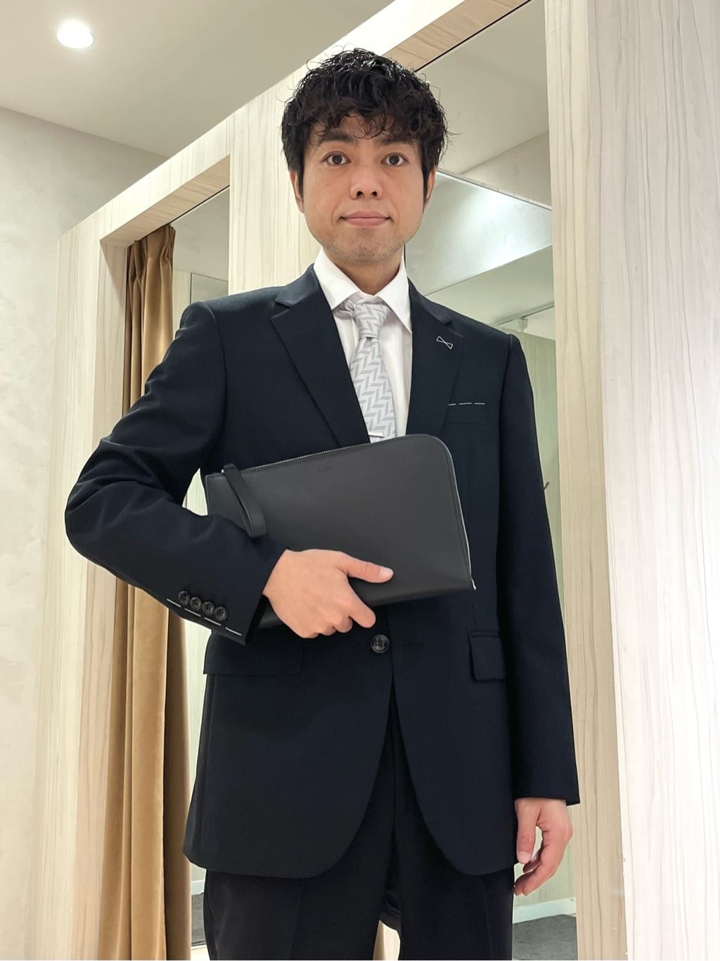 URAさんの「TAKEO KIKUCHI｜【Made in JAPAN】矢絣（やがすり）シルクネクタイ」を使ったコーディネート