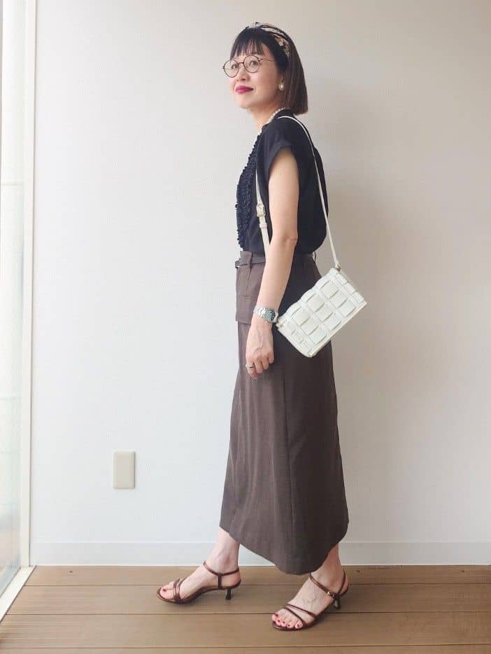 MUTSUKOさんの「UNTITLED｜【セレモニー】淡水パールショートネック」を使ったコーディネート