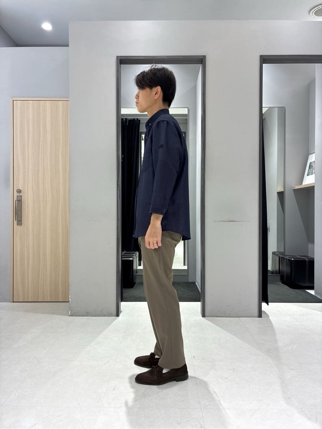 わいずみさんの「TAKEO KIKUCHI｜【360&deg;ストレッチ／セットアップ対応】None Of Stress パンツ」を使ったコーディネート