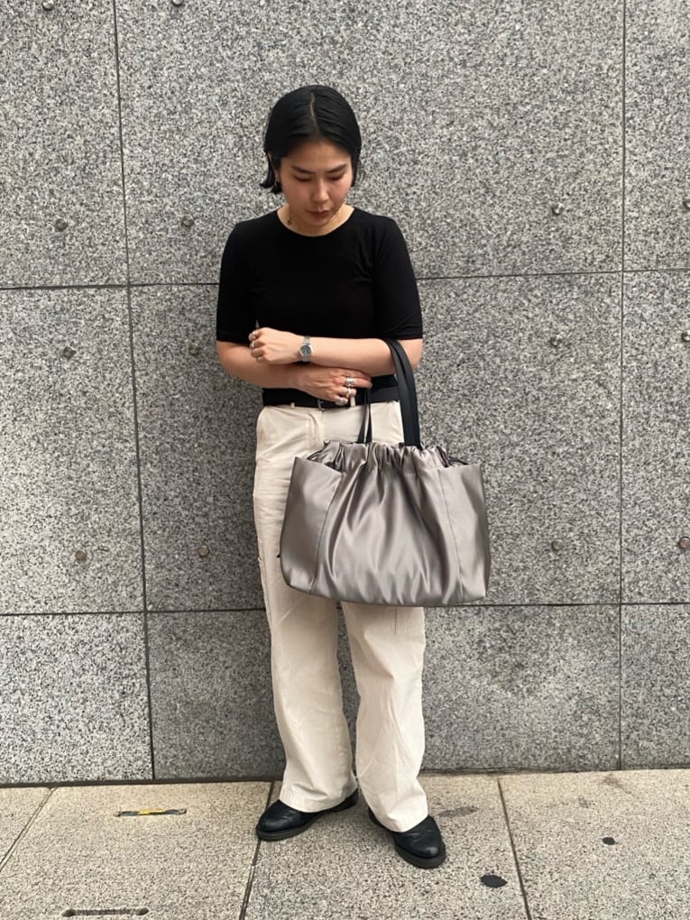 Uさんの「HIROKO HAYASHI｜LUINI SATINE（ルイーニ サティーネ）トートバッグ」を使ったコーディネート