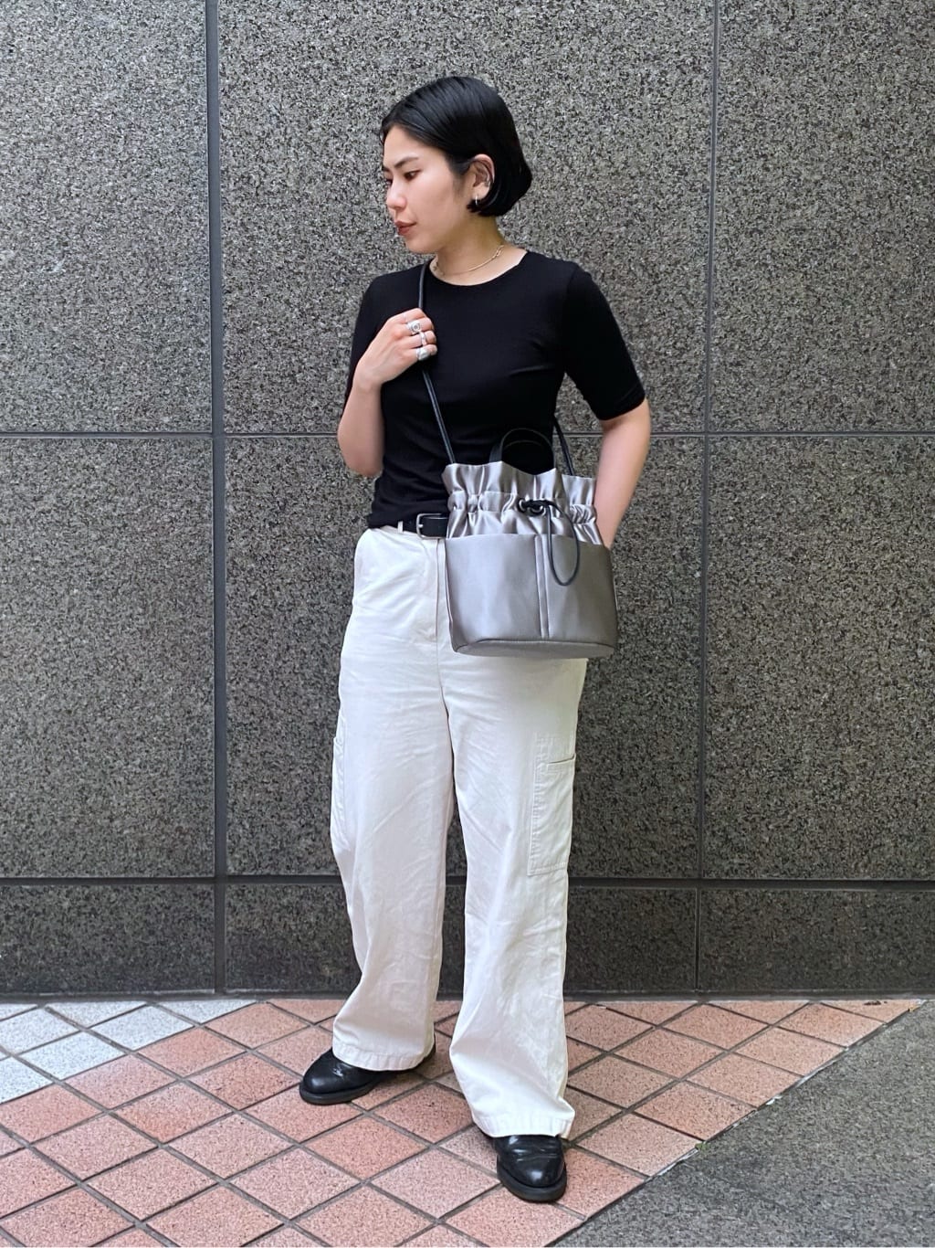 Uさんの「HIROKO HAYASHI｜LUINI SATINE（ルイーニ サティーネ）ショルダーバッグ」を使ったコーディネート