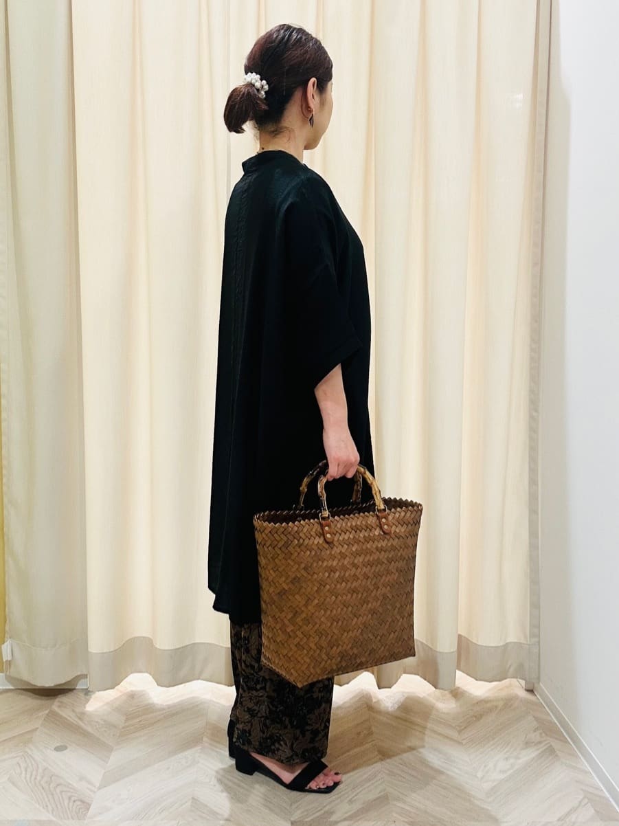 ちはるさんの「SHOO･LA･RUE｜◆【洗える/S-LL/ひんやり】ゆったりチュニックワンピース」を使ったコーディネート
