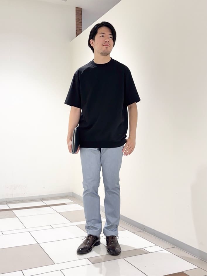 及川さんの「TAKEO KIKUCHI｜【抗菌防臭／5サイズ展開】ハイゲージポンチ Tシャツ」を使ったコーディネート