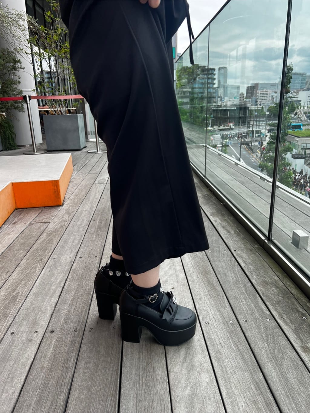 りほさんの「ESPERANZA｜厚底リボン付き3WAYキラキラパンプス」を使ったコーディネート