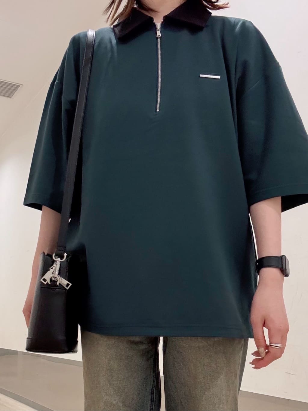 Renaさんの「tk.TAKEO KIKUCHI｜配色ハーフジップポロシャツ」を使ったコーディネート